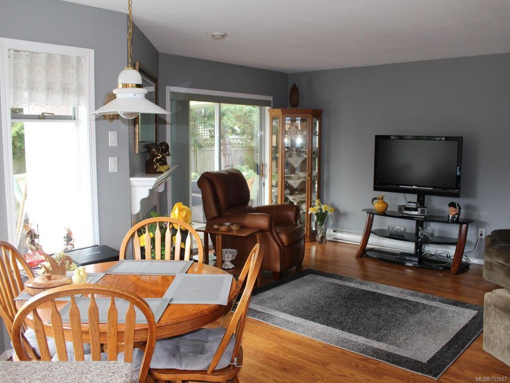 listing image 16043355238737111447