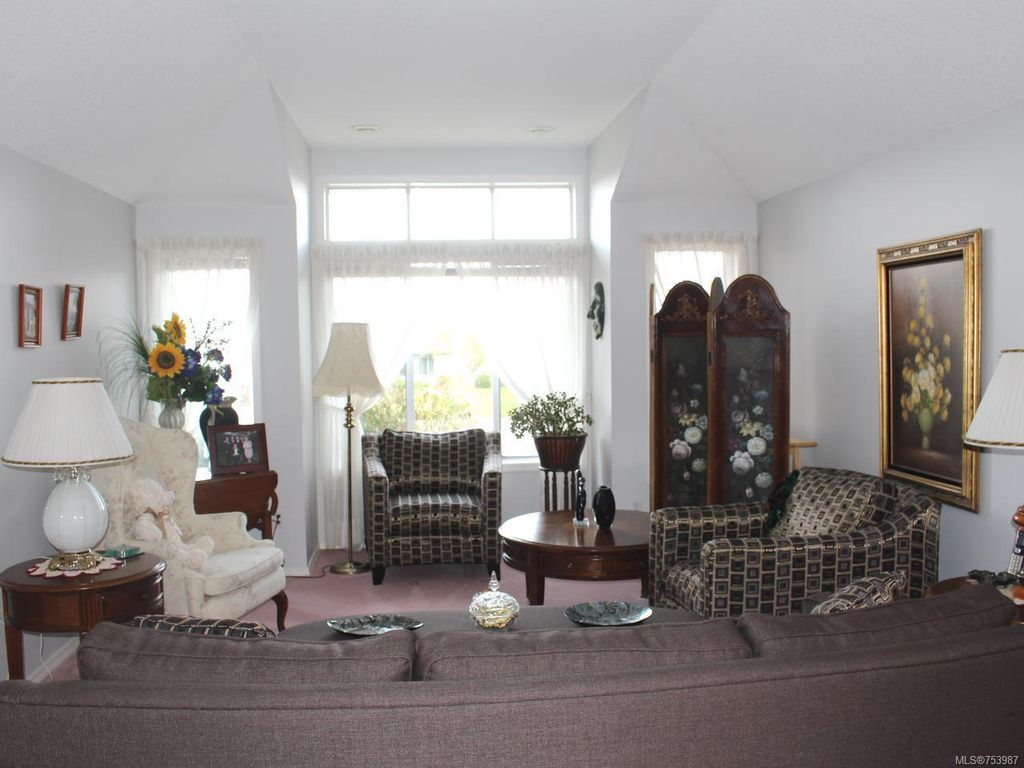 listing image 16049841110528472307