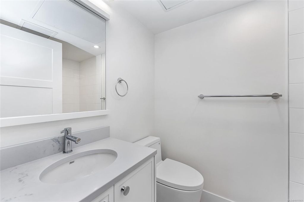 listing image 16047558000227962332