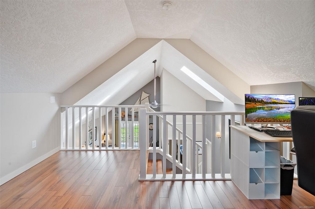listing image 16041451199556