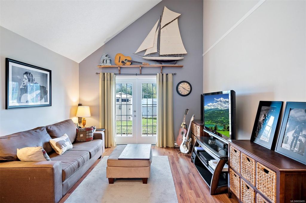 listing image 16042290414807