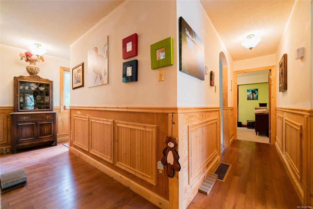 listing image 16045492192077434349