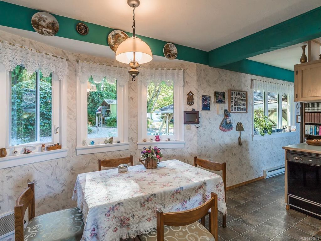 listing image 16047707376680776767