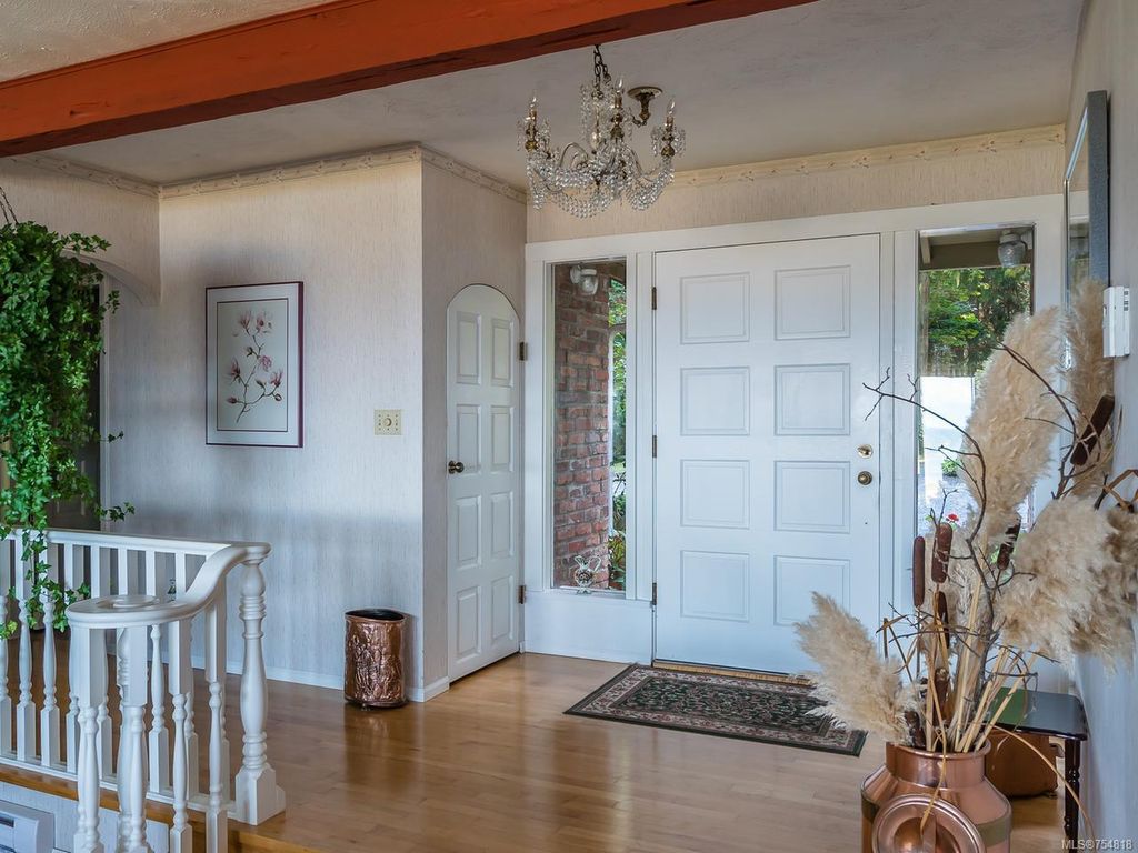 listing image 16041141072857624937