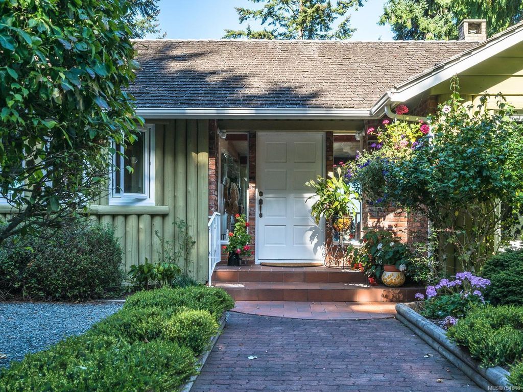 listing image 16049144643379001177