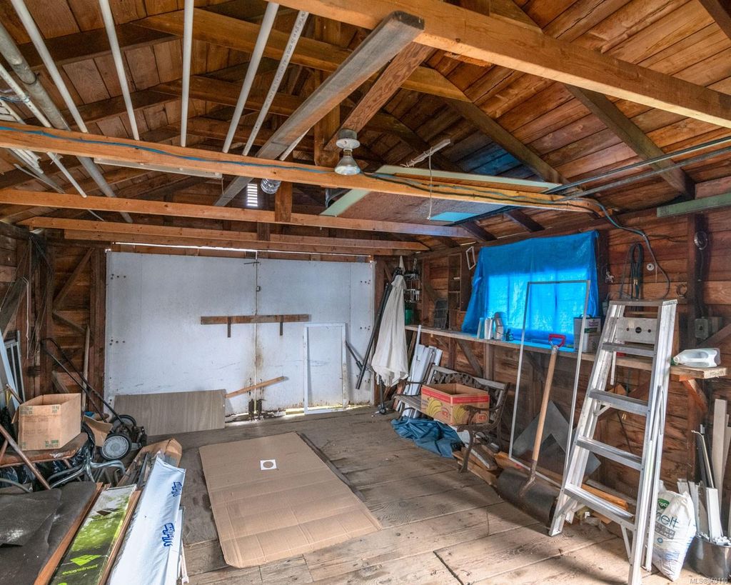 listing image 16048603536586918818