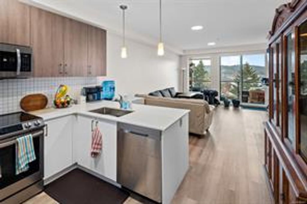 listing image 1604414443662