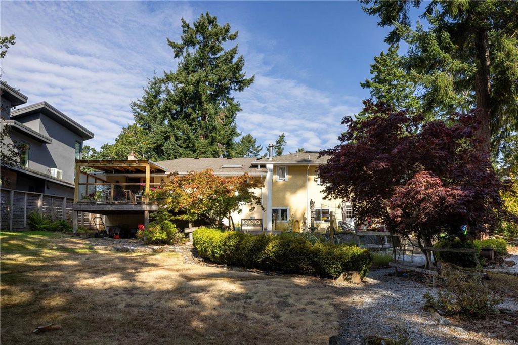 listing image 16048450228665071464