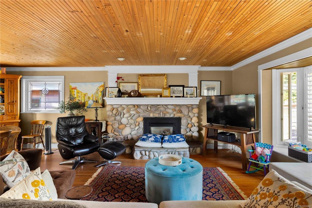 listing image 16041173522144413074