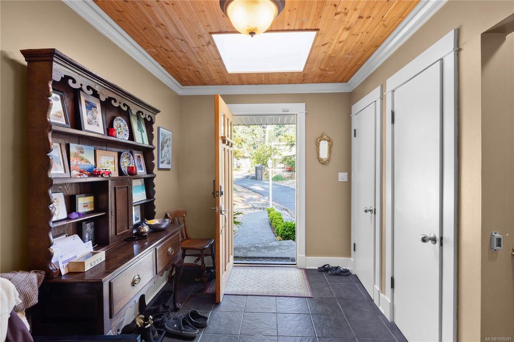 listing image 16040601729716081520