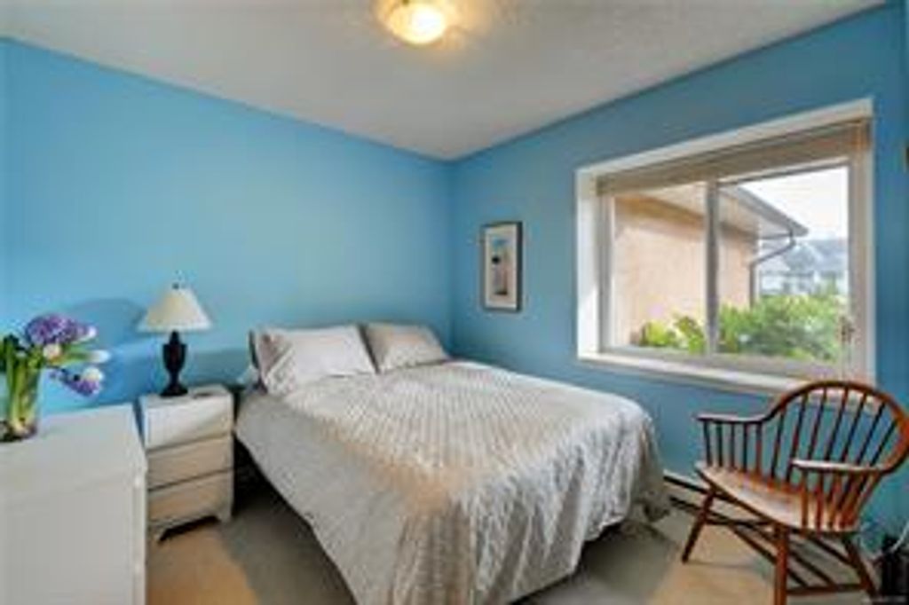 listing image 16041981726737088457