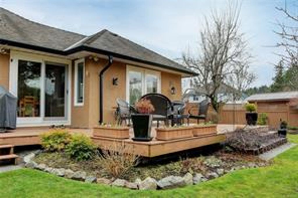 listing image 16048921958598793670