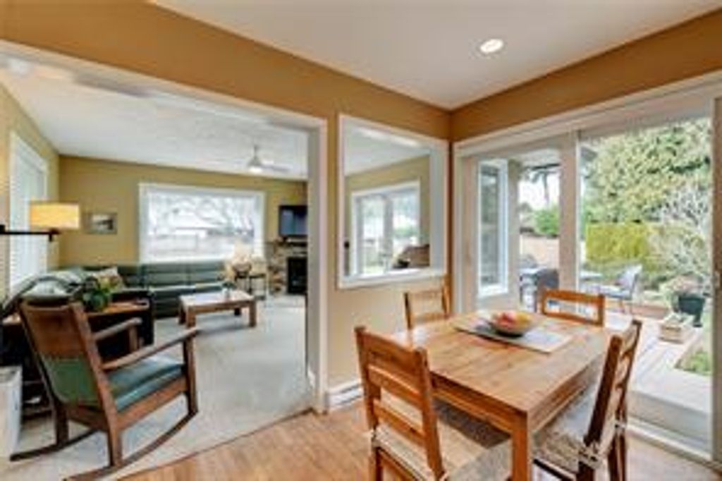 listing image 16043501422767761744