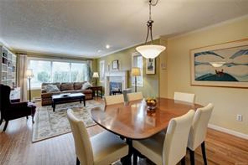 listing image 16045063965793110069