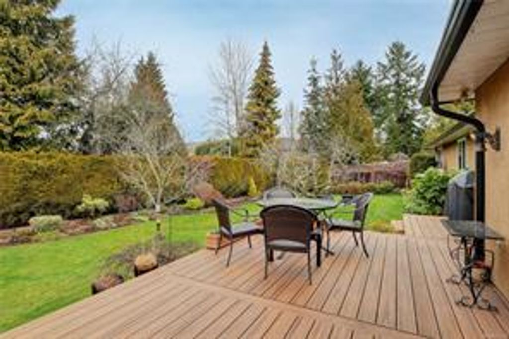 listing image 16040894251207804248