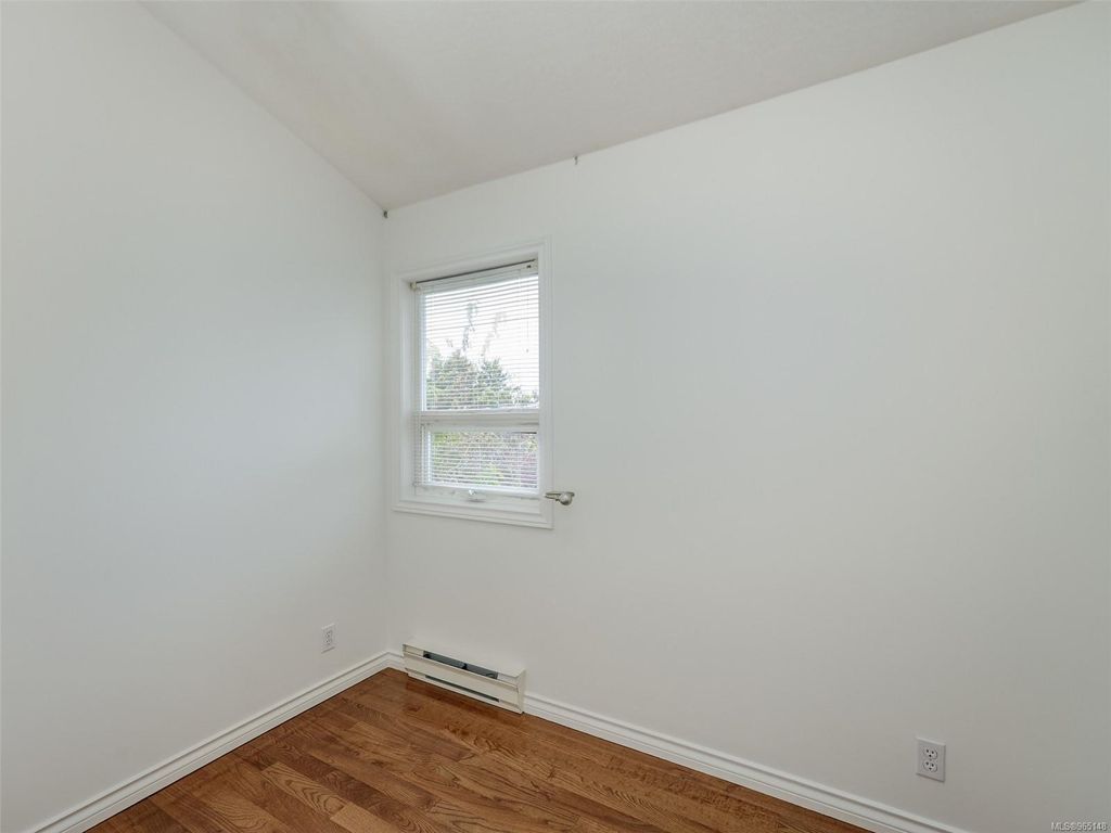 listing image 16045877038457841812