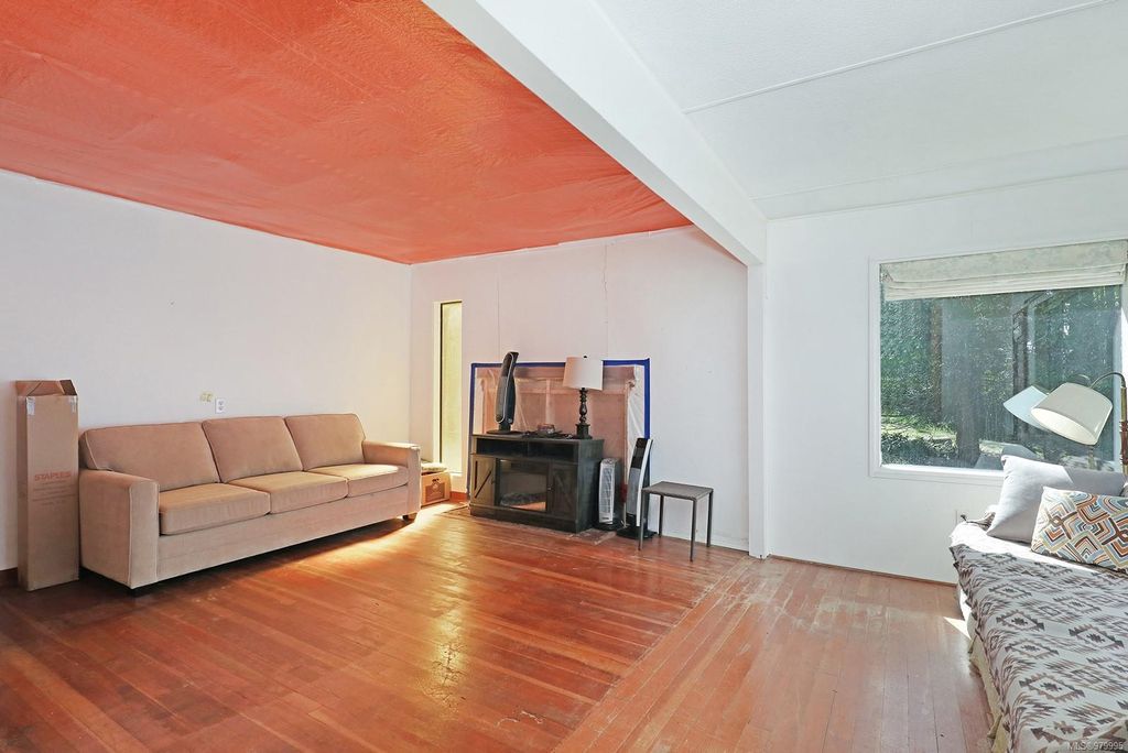 listing image 16041220299868561165