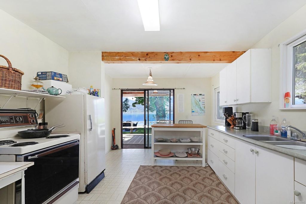 listing image 16040806728479300296