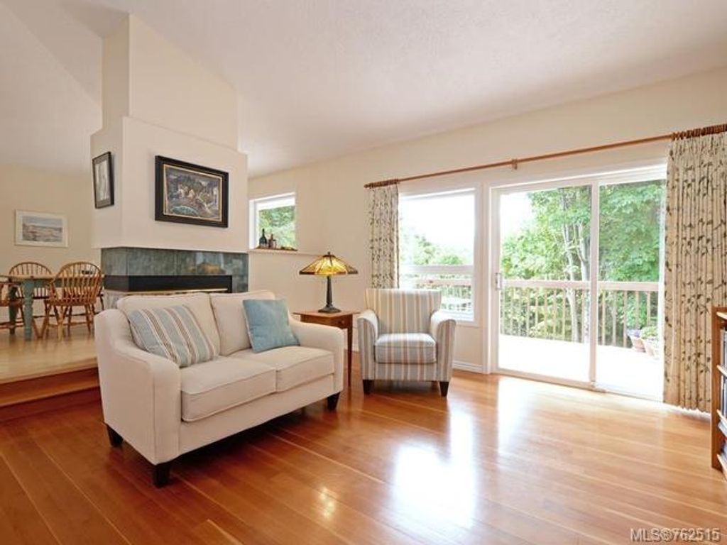 listing image 16040800799875135045