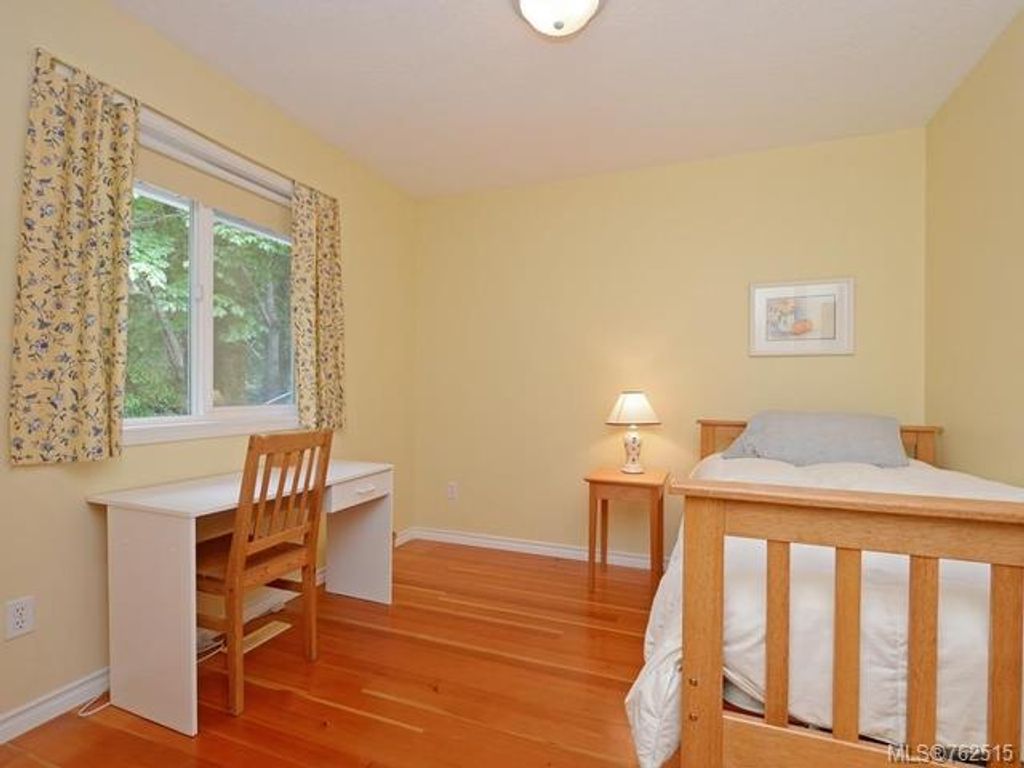 listing image 16049041996062903825