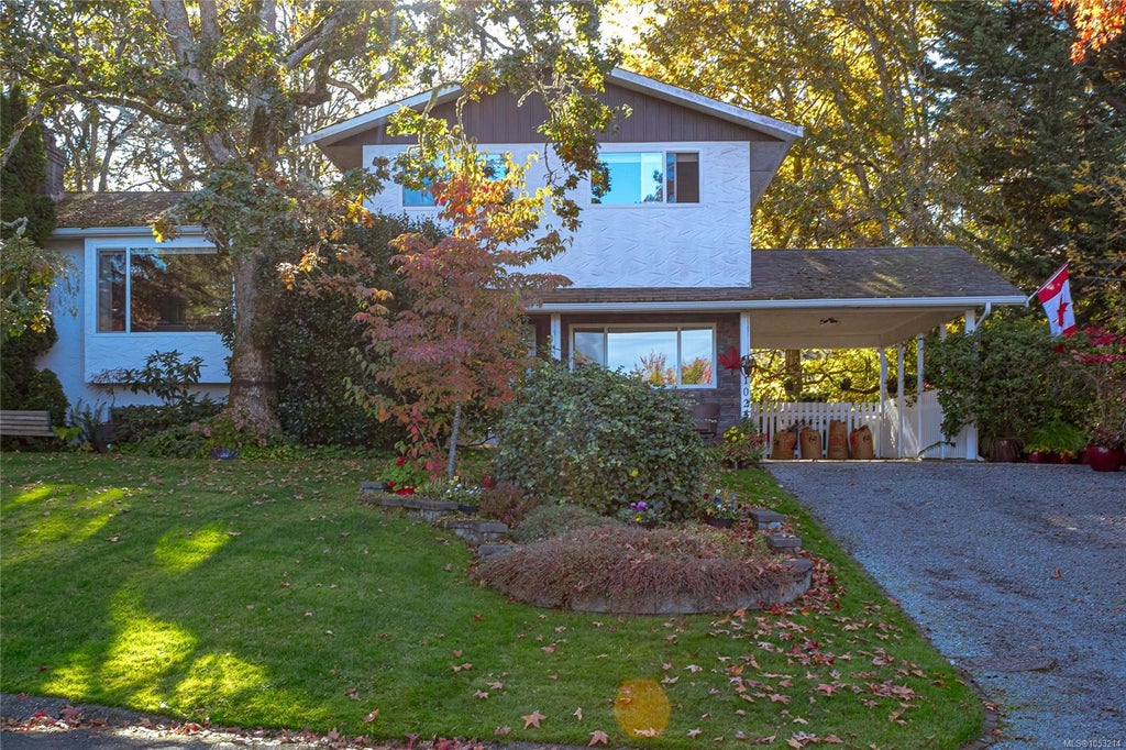 1025 WAVERLY TERR, CENTRAL SAANICH, BC V8M 1H8 - Image 3324543370.jpeg?d=l