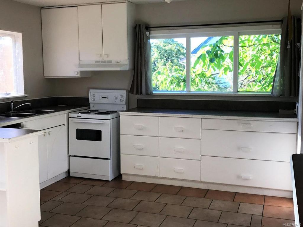 listing image 16043139808088400982