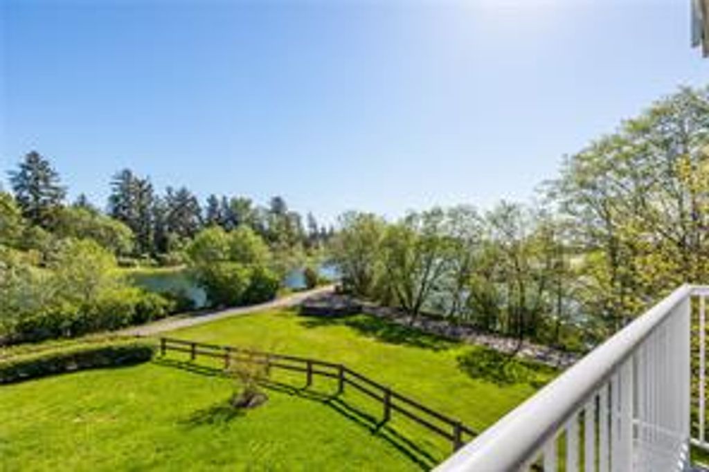 listing image 16047193096909751420