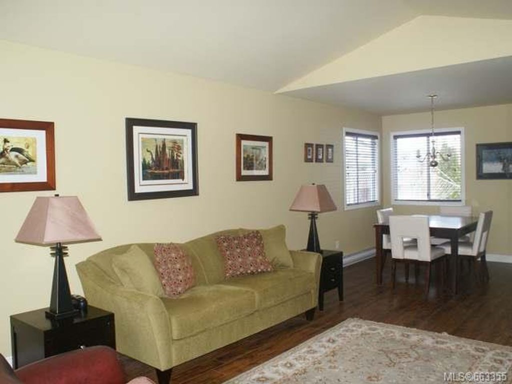 listing image 16048816704662316573