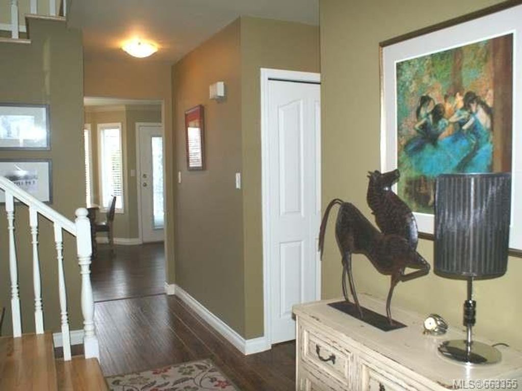 listing image 16042384412001053967