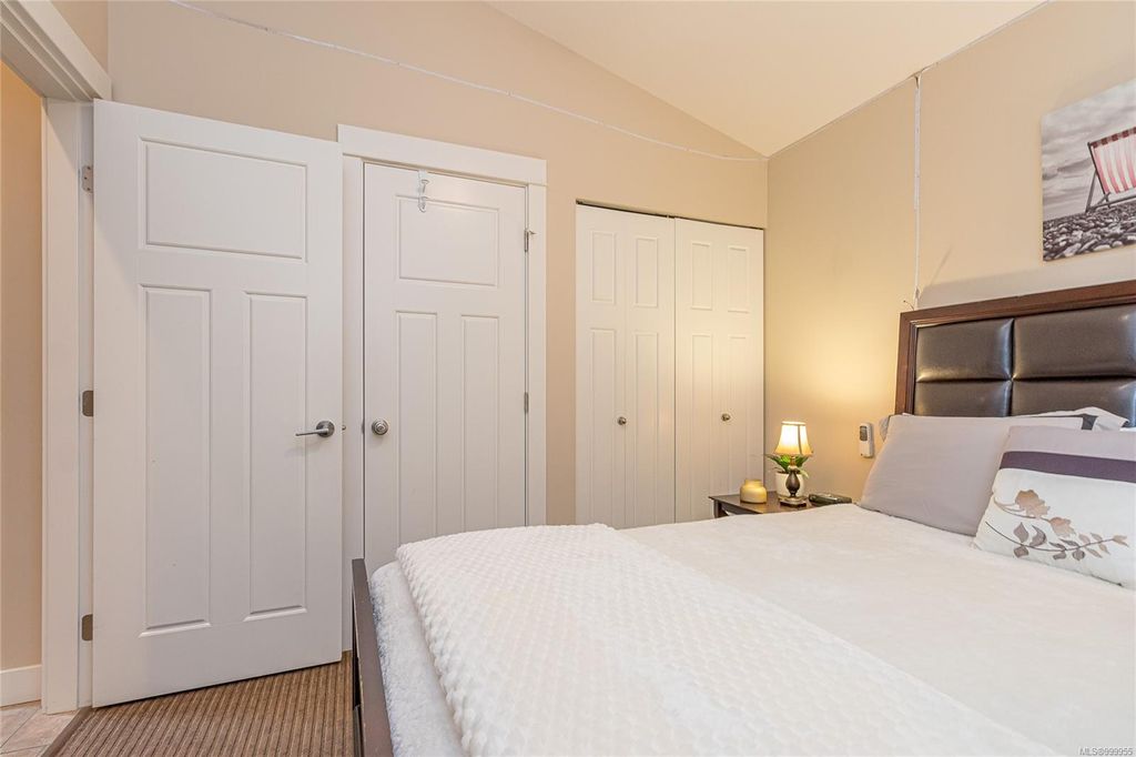 listing image 16048960381496321135