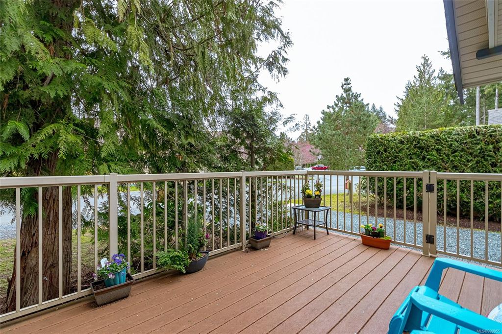 listing image 16044978744188920129