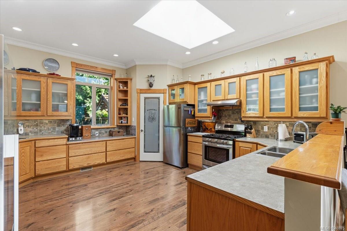 1205 Spider Lake Rd