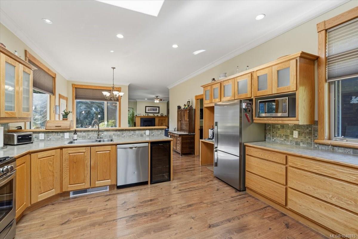1205 Spider Lake Rd