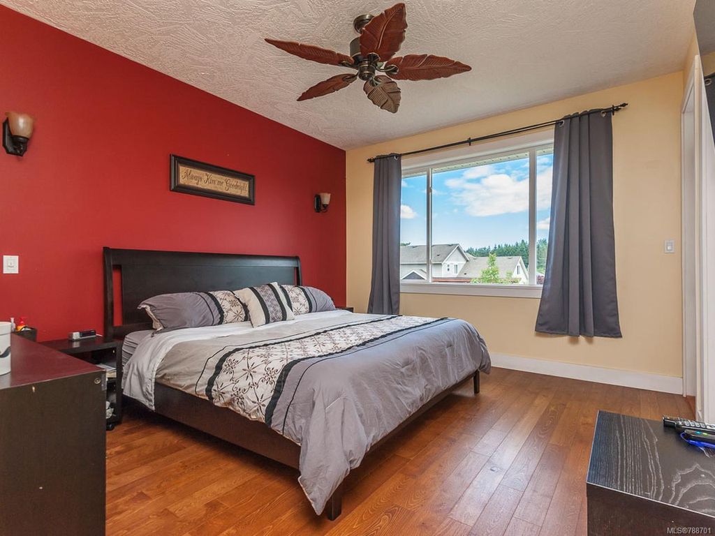listing image 16047595774035051193