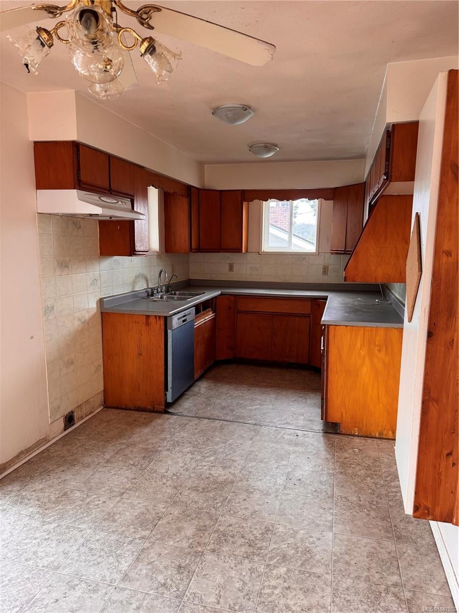 349 Rockland Rd