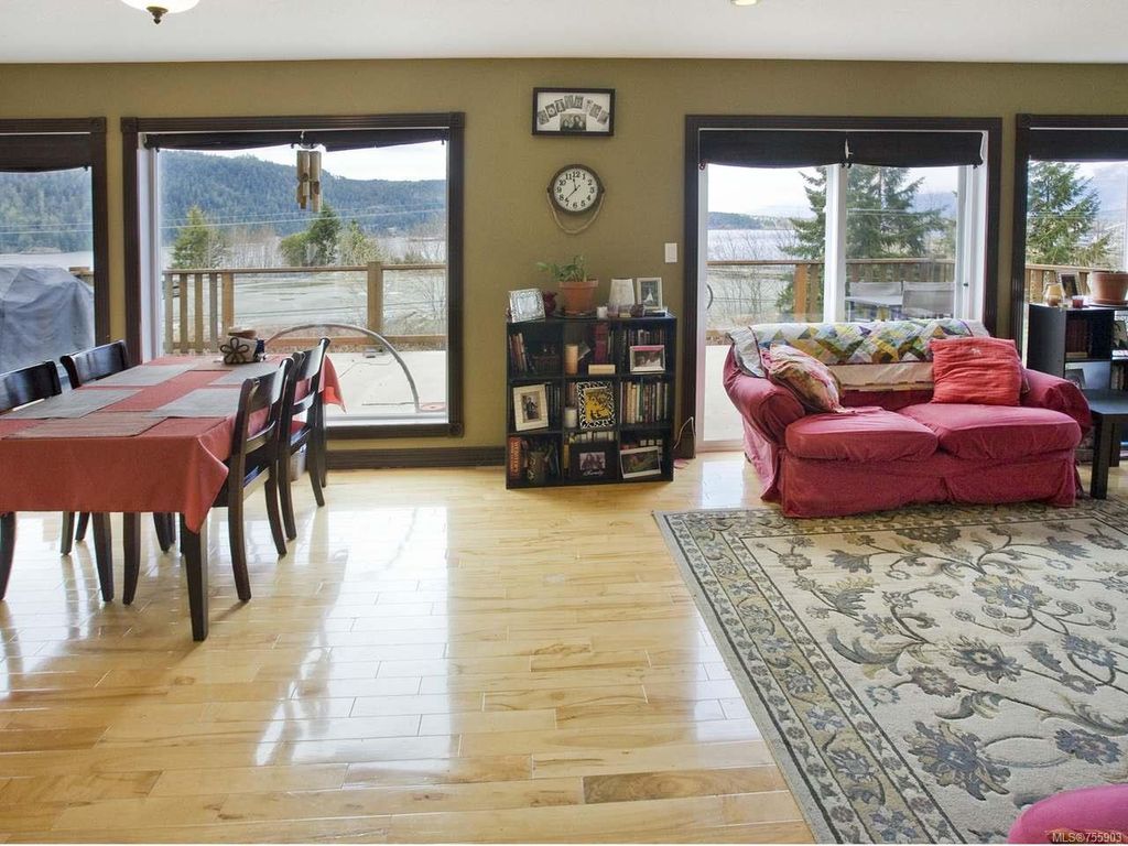 listing image 16046535340157612115