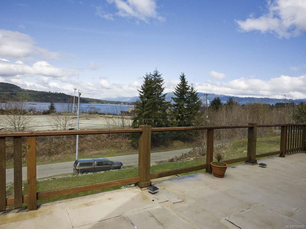 listing image 16047913935409653695