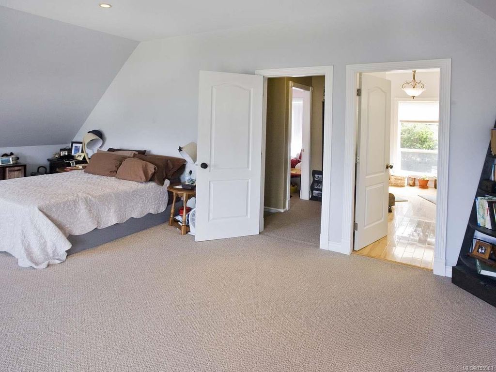listing image 16042610947728493317