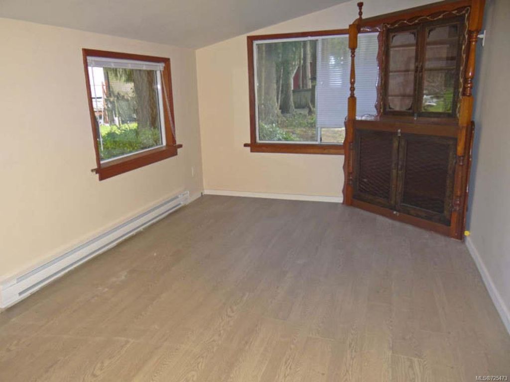 listing image 16041144349219608114