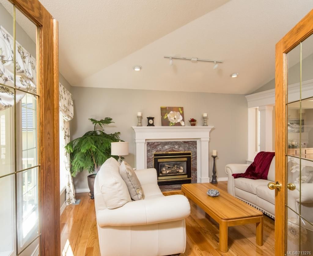 listing image 16040958264239331229