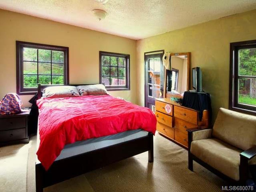 listing image 16045491345697800618