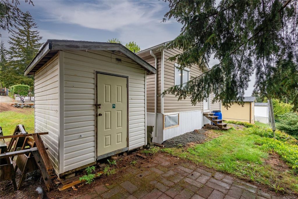 listing image 16045168783079326615