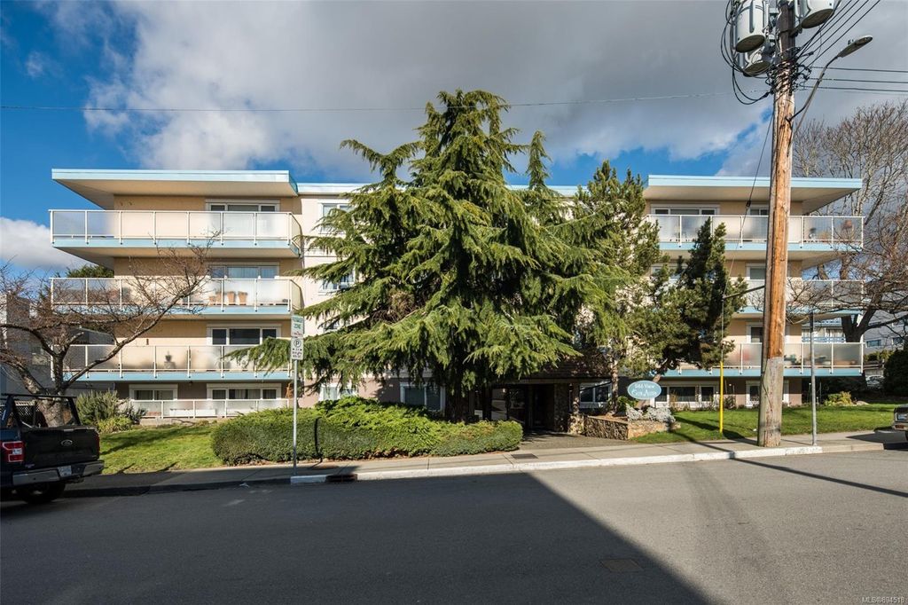 listing image 16045000879380448957