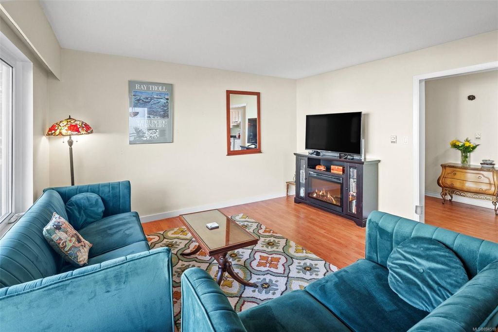 listing image 16042488064580671403