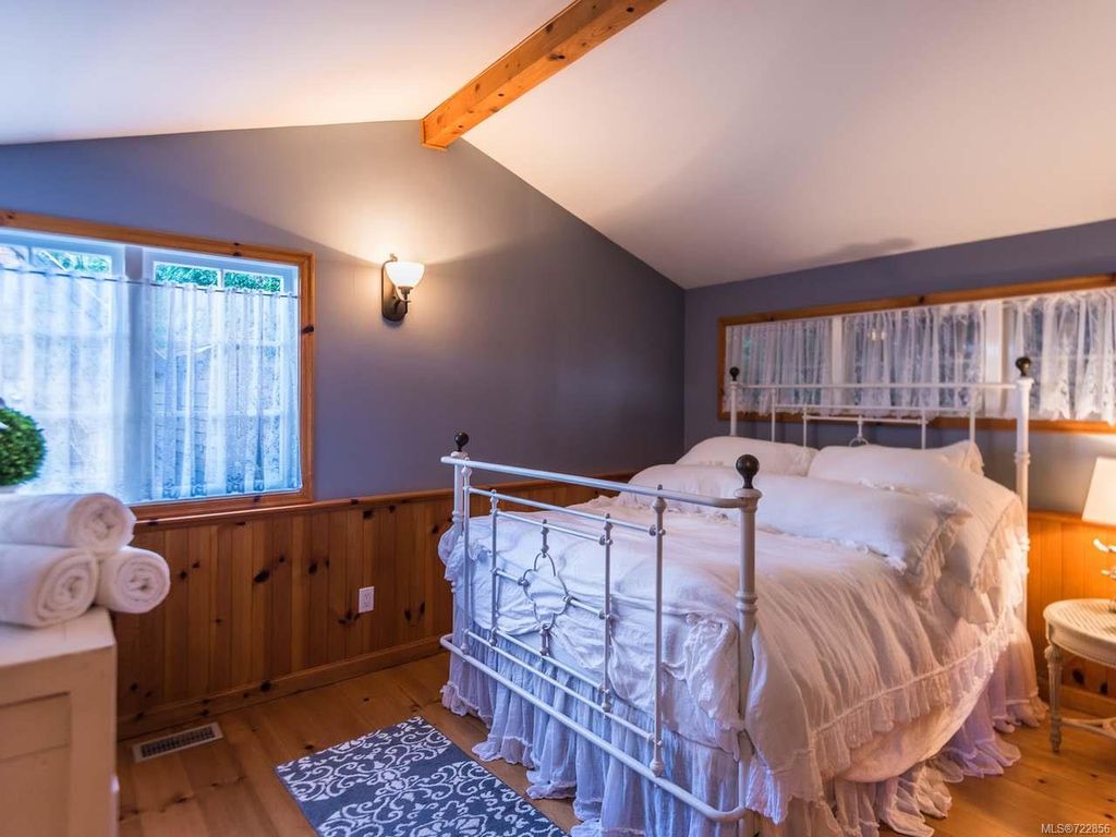 listing image 16040439429860567401