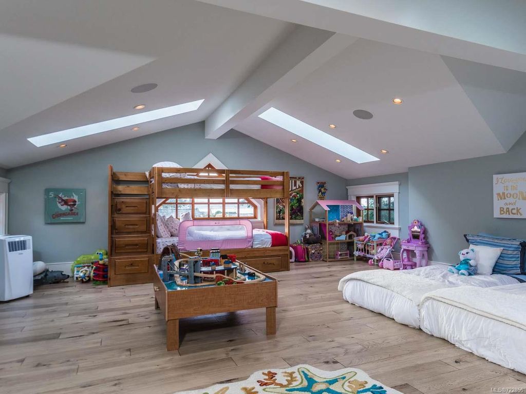 listing image 16040719402595957681