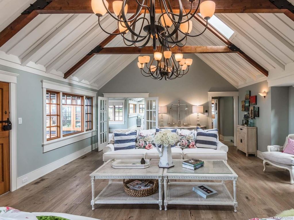 listing image 16044850686436635276