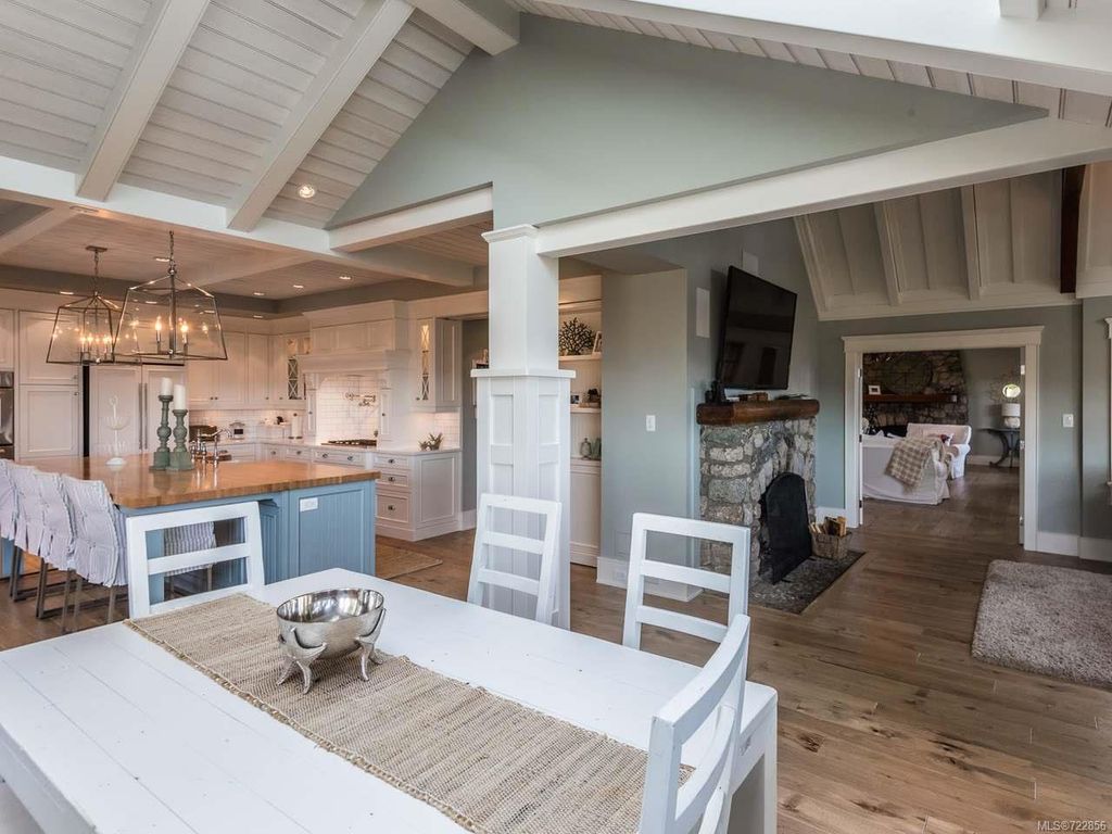 listing image 16045778041754981821