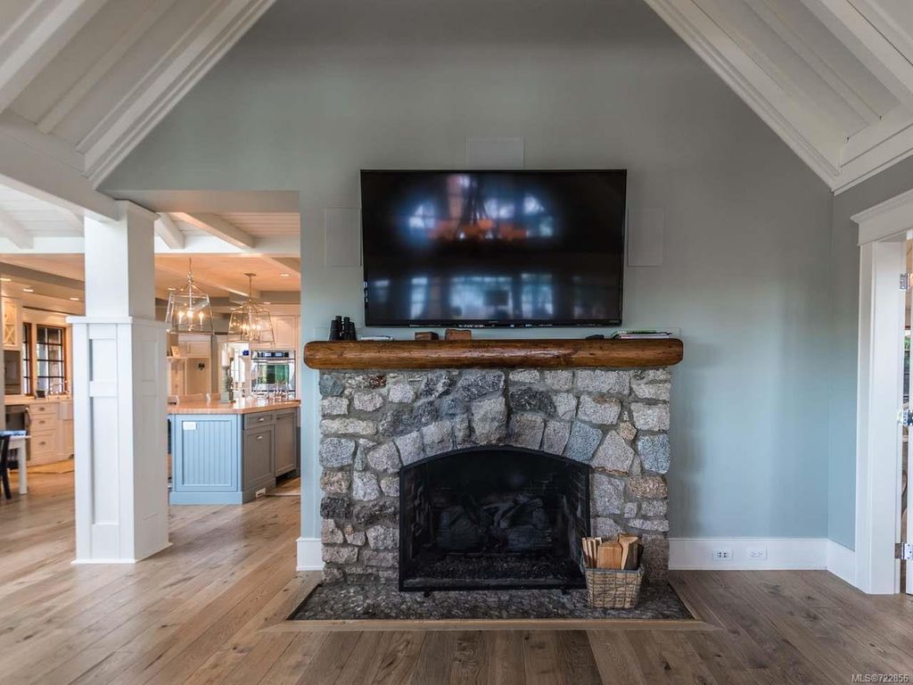 listing image 16042936044468234448