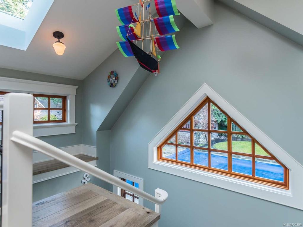 listing image 16049877522712055919